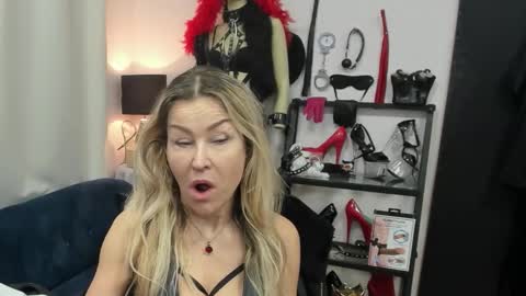 CrystalHotty online show from March 20, 2026, 5:34 am