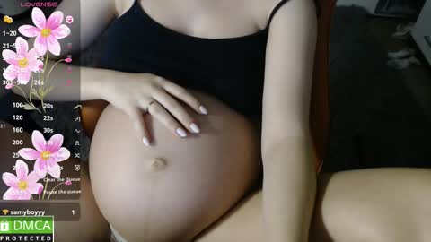 Snapshot of crystalyss chatting on October 13, 2025, 2:33 am Lia online show from October 13, 2025, 2:33 am