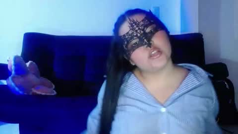 Crystel online show from March 27, 2026, 11:37 pm