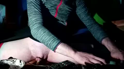 crystelweed online show from October 12, 2025, 1:48 am