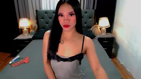 Snapshot of crytastal_lust1212 chatting on July 4, 2026, 9:48 am bea takashi online show from July 4, 2026, 9:48 am