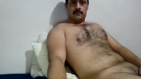 Batorbear online show from June 12, 2026, 9:30 am