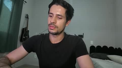 Snapshot of cshundderlick chatting on February 19, 2026, 9:33 pm cshunderlick online show from February 19, 2026, 9:33 pm