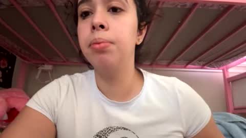 Snapshot of cubanwetdreamdoll chatting on April 16, 2026, 3:35 pm Thick Cuban Laz online show from April 16, 2026, 3:35 pm