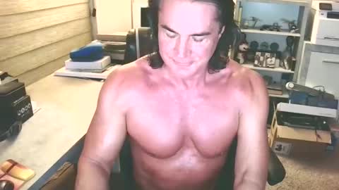 Snapshot of cucuforcocopuffs chatting on November 7, 2025, 4:01 am Yup... kinda old but Stop in and say hello online show from November 7, 2025, 4:01 am