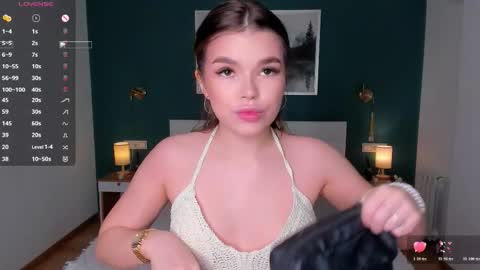 Snapshot of cuddles_jane chatting on March 7, 2026, 7:16 am Silvia online show from March 7, 2026, 7:16 am