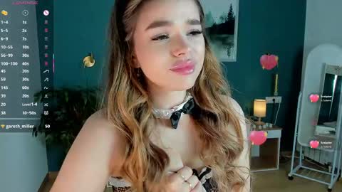 Snapshot of cuddles_jane chatting on April 6, 2026, 7:09 am Silvia online show from April 6, 2026, 7:09 am