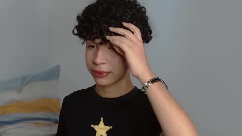 Cuddly online show from December 15, 2024, 4:59 pm