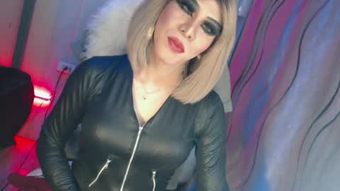 CUMMELA SLUTI online show from July 1, 2026, 6:18 pm