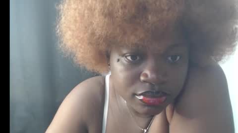 Coco sweet online show from February 15, 2026, 1:02 am