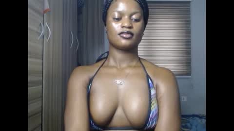 Snapshot of cum_ebony_petitxx chatting on December 16, 2025, 7:57 am cath online show from December 16, 2025, 7:57 am