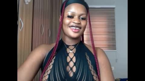 Snapshot of cum_ebony_petitxx chatting on January 14, 2026, 7:36 am cath online show from January 14, 2026, 7:36 am