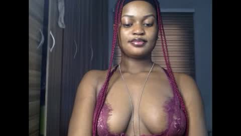 Snapshot of cum_ebony_petitxx chatting on January 17, 2026, 7:46 am cath online show from January 17, 2026, 7:46 am
