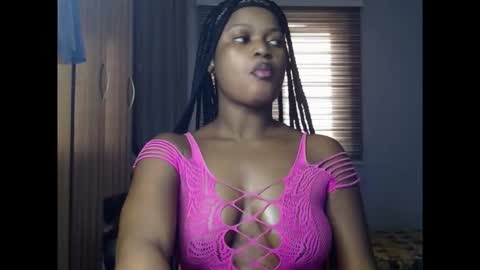 Snapshot of cum_ebony_petitxx chatting on February 13, 2026, 7:26 am cath online show from February 13, 2026, 7:26 am