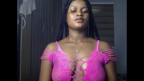 Snapshot of cum_ebony_petitxx chatting on February 22, 2026, 7:40 am cath online show from February 22, 2026, 7:40 am