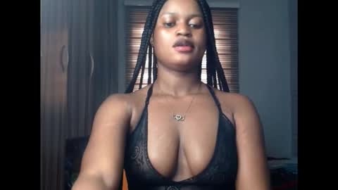 Snapshot of cum_ebony_petitxx chatting on February 23, 2026, 7:28 am cath online show from February 23, 2026, 7:28 am