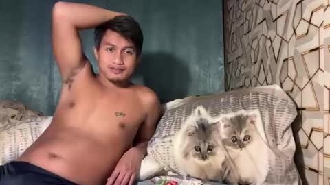 Snapshot of cum_overload chatting on February 6, 2026, 2:49 am cum_overload online show from February 6, 2026, 2:49 am