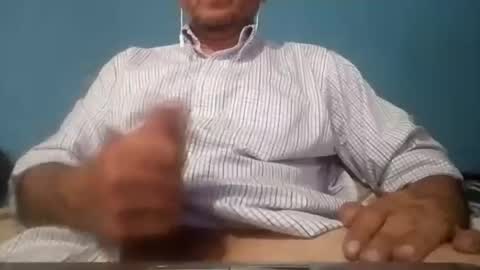 Snapshot of cumbian_chero chatting on May 15, 2026, 5:09 pm cumbian_chero online show from May 15, 2026, 5:09 pm