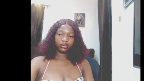 cumebony_petit online show from June 18, 2026, 9:14 am