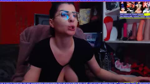 cuminmenowbby online show from May 26, 2026, 7:54 pm