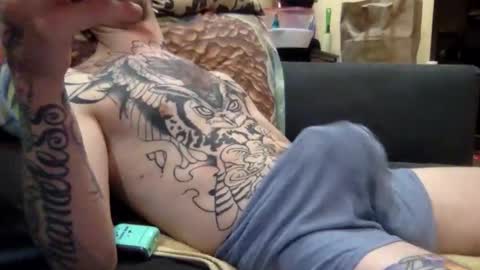 Snapshot of cumonover420 chatting on November 12, 2025, 2:12 am cumonover420 online show from November 12, 2025, 2:12 am