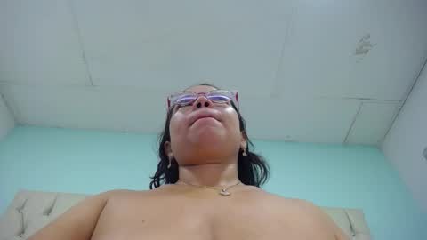 Cumontitsxxx online show from December 18, 2025, 11:16 am