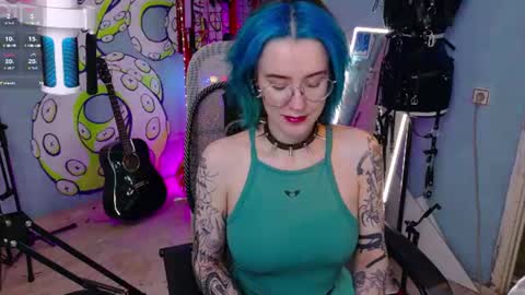 Snapshot of cumpotikeve chatting on July 14, 2026, 2:05 am CUMpotikEve online show from July 14, 2026, 2:05 am