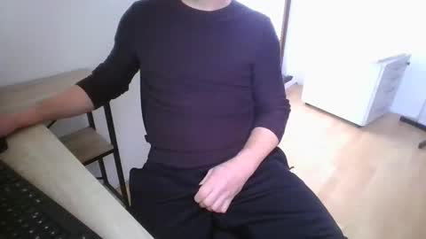 cumrocco online show from December 16, 2024, 10:50 am