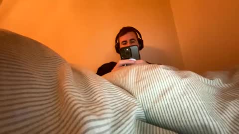 cumxdaddy online show from September 18, 2025, 4:14 am