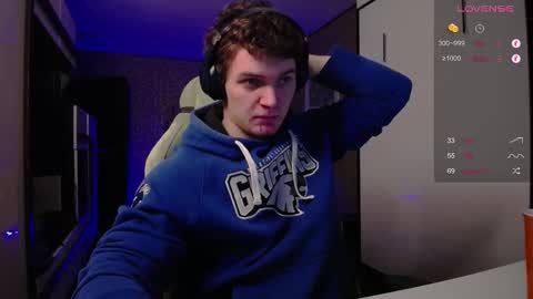 Snapshot of cumzan_ chatting on February 20, 2025, 12:08 am Tarzan online show from February 20, 2025, 12:08 am