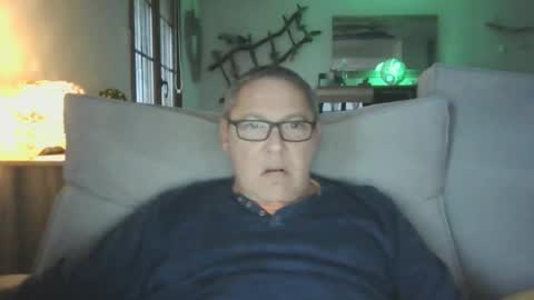 cuni6969 online show from January 17, 2025, 3:32 pm