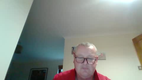 Snapshot of curiousax77 chatting on December 21, 2024, 1:21 pm curiousax77 online show from December 21, 2024, 1:21 pm