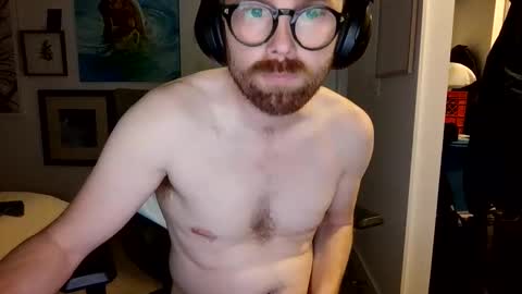 Snapshot of curiousbee73 chatting on October 17, 2025, 3:10 am curiousbee73 online show from October 17, 2025, 3:10 am