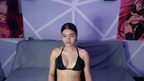 Snapshot of curly_dani chatting on November 4, 2025, 7:35 pm curly_dani online show from November 4, 2025, 7:35 pm