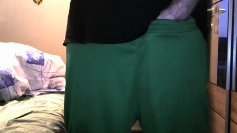 curlyfurly online show from October 16, 2025, 4:57 am