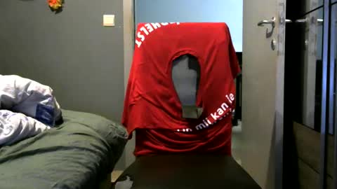curlyfurly online show from May 25, 2026, 12:27 am