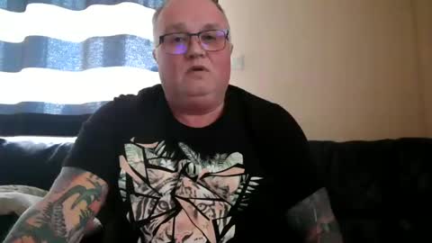 Snapshot of curtus14 chatting on February 4, 2025, 3:57 pm curtus14 online show from February 4, 2025, 3:57 pm