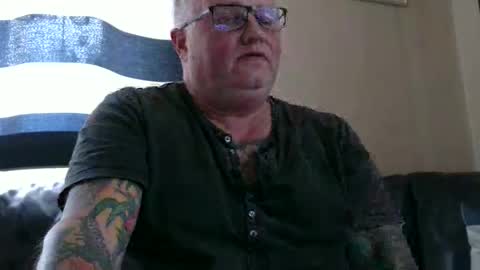 Snapshot of curtus14 chatting on September 30, 2025, 3:06 pm curtus14 online show from September 30, 2025, 3:06 pm