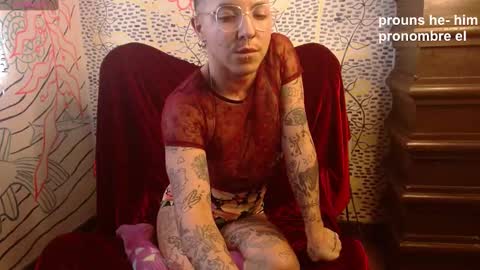 Snapshot of curuba_ chatting on December 3, 2024, 7:00 pm Curuba online show from December 3, 2024, 7:00 pm