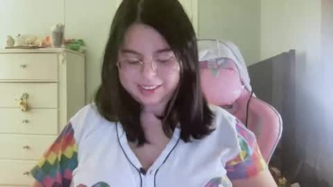 Emmie online show from January 12, 2026, 2:17 am