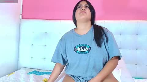 Snapshot of curvybuffgirl chatting on February 25, 2025, 9:42 am Michel online show from February 25, 2025, 9:42 am