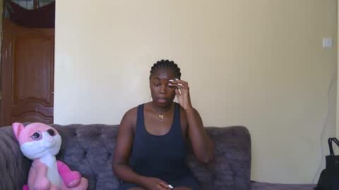 Snapshot of curvyebony1 chatting on February 6, 2025, 12:16 pm curtis online show from February 6, 2025, 12:16 pm