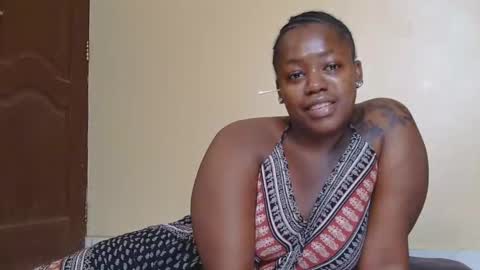 Snapshot of curvyebony1 chatting on February 27, 2025, 12:23 pm curtis online show from February 27, 2025, 12:23 pm