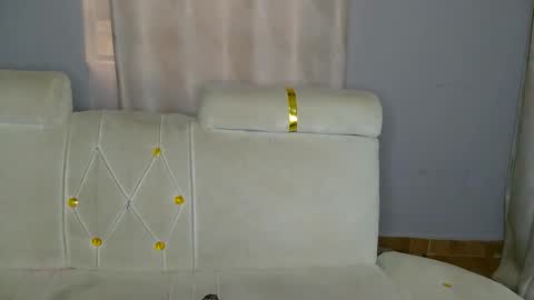 Snapshot of curvyebony1 chatting on September 19, 2025, 3:52 am curtis online show from September 19, 2025, 3:52 am