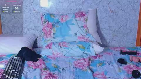 curvyhomebebe online show from May 31, 2026, 6:09 pm
