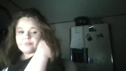 Snapshot of curvyplayday chatting on October 18, 2025, 12:35 am dahlia -kim online show from October 18, 2025, 12:35 am