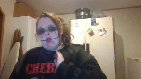 Snapshot of curvyplayday chatting on October 31, 2025, 11:06 pm dahlia -kim online show from October 31, 2025, 11:06 pm