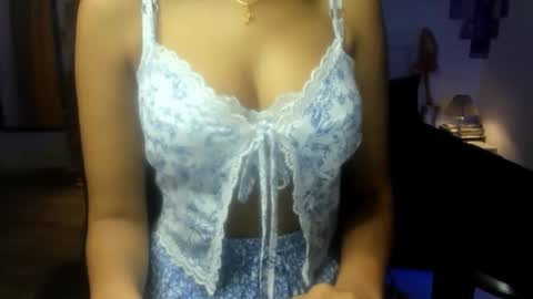 Alisha online show from May 22, 2026, 5:25 am