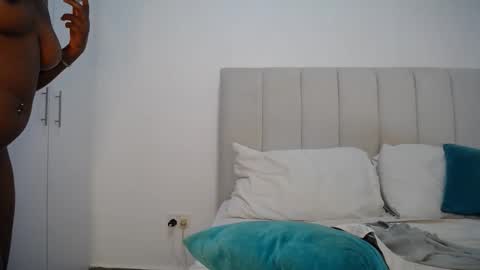 Liya online show from January 5, 2026, 5:27 pm