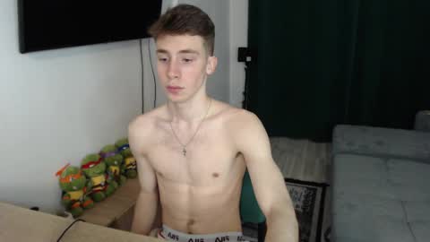 Snapshot of cute_brian chatting on February 24, 2025, 5:20 pm Im Brian online show from February 24, 2025, 5:20 pm
